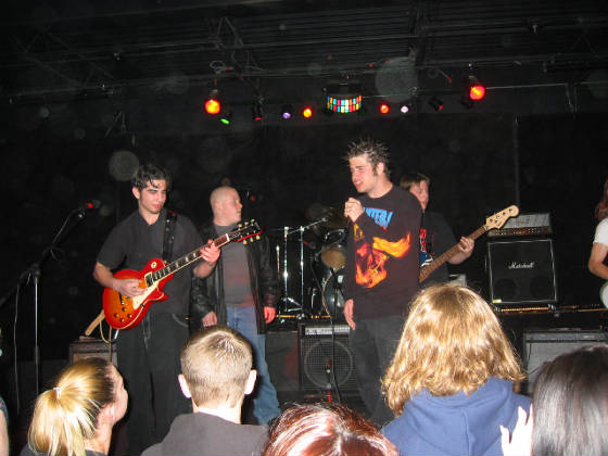 5fuckingmetalyeahmymuchneededbstringjustsnapped.jpg